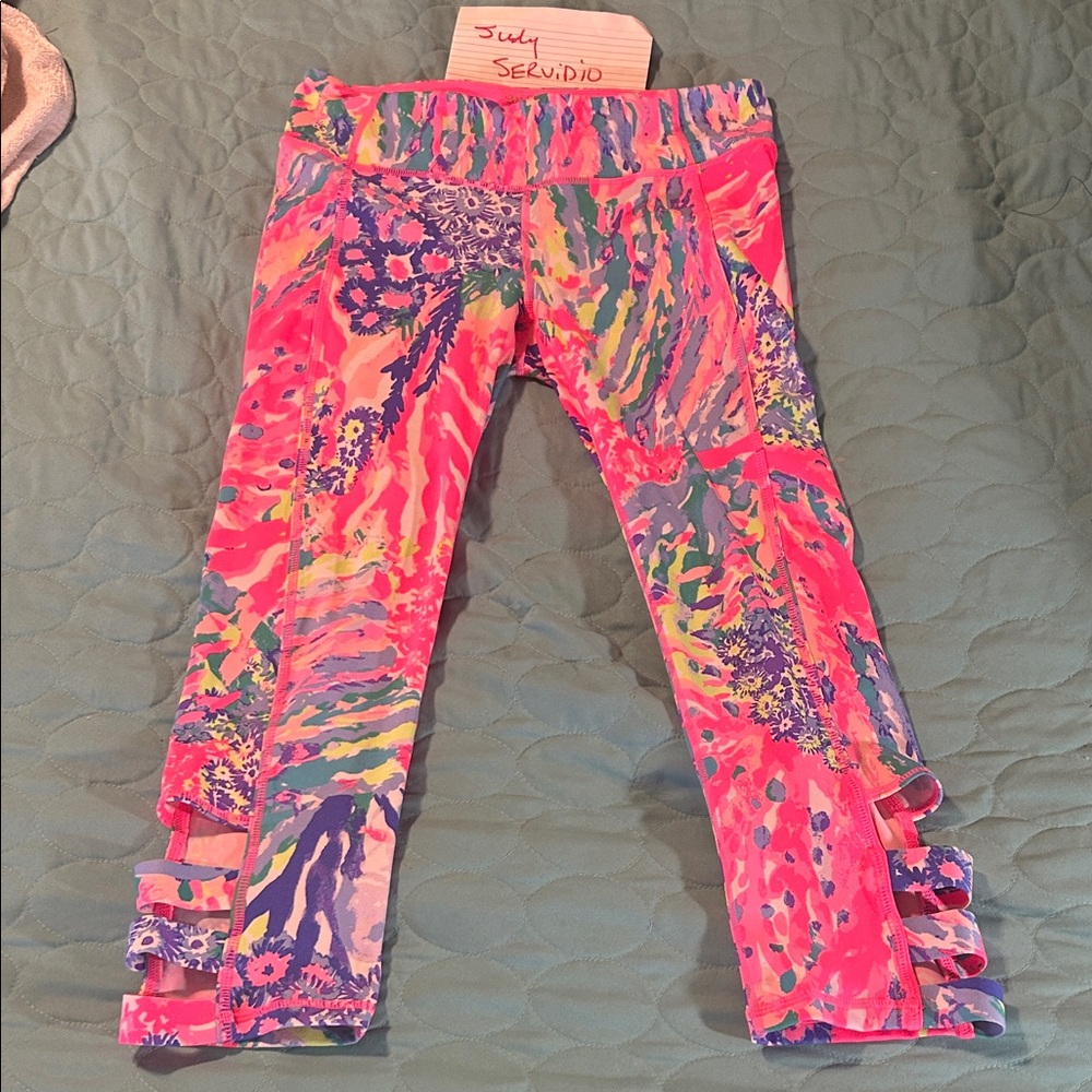 Lilly Pulitzer Luxletic Cropped leggings. EUC